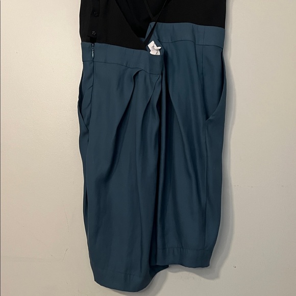 Black & Teal Two-Tone Spaghetti Strap Dress with pockets lightweight flowy pleat - Picture 7 of 13